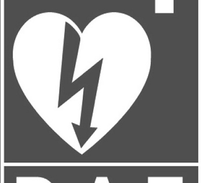 Obligation de signalisation pour les défibrillateurs cardiaques