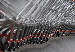 Grands hypers: vive la promo !