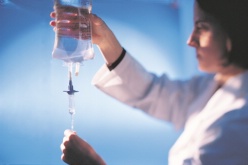 Les infirmiers libéraux s’insurgent contre une réforme de la nutrition parentérale à domicile