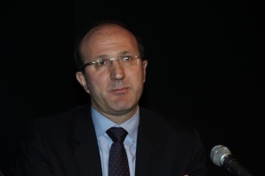 Biosimilaires : Sandoz se montre prudent sur la substitution