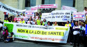 Projet de loi santé : Touraine promet de payer mieux les médecins