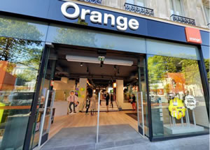 Reportage Ailleurs : Le Smart Store signé Orange