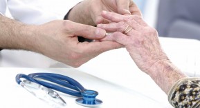 Convention médicale : la consultation des généralistes serait revalorisée à 25 euros