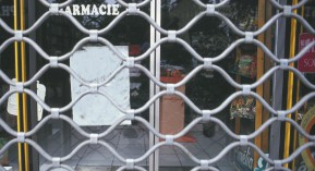 Fermetures&nbsp;d’officines : 28 en moins en septembre et 99 sur le premier semestre