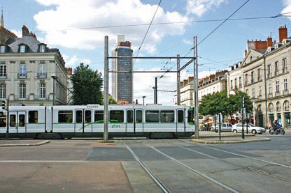 Transactions : à l’Ouest, le retour gagnant des petites officines