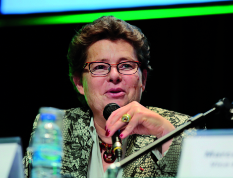 Isabelle Adenot : «  ceux qui jouent aux épiciers se discréditent »