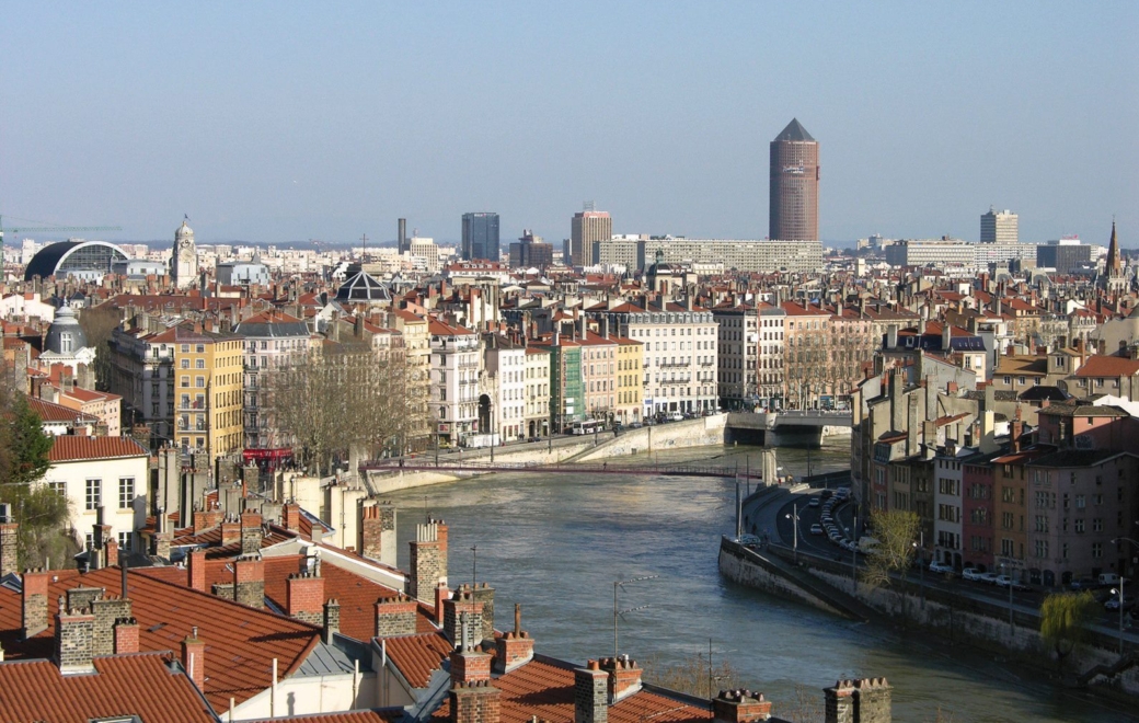 Transactions d’officines : marché des extrêmes en Auvergne-Rhône-Alpes