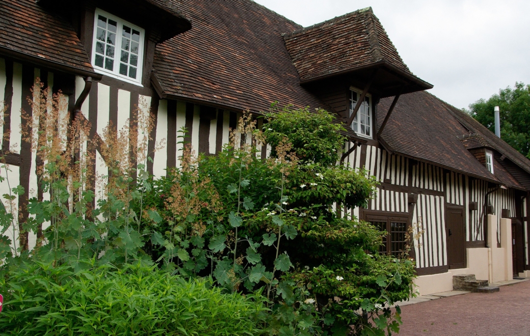 Transactions d’officines : en Normandie, la demande sur Rouen et Caen reste vive