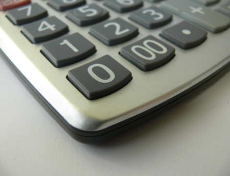 Statistiques comptables : l’économie des officines est stable selon Norméco et AdequA