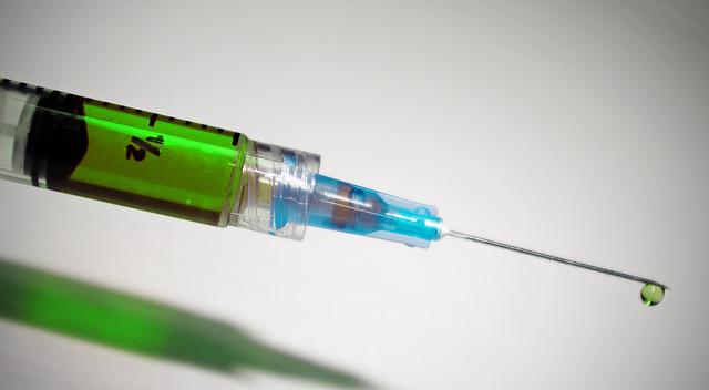 Généralisation de la vaccination en pharmacie : la première réunion de négociation entre les syndicats et l’Assurance maladie s’est grippée