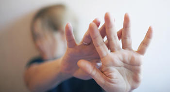 Violences conjugales : la HAS donne ses recommandations pour les repérer et agir