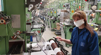 Covid-19 : des masques réutilisables pour les non malades