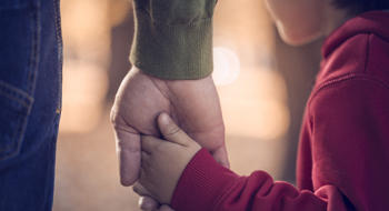 Arrêt pour garde d’enfants : 14 jours, et après ?