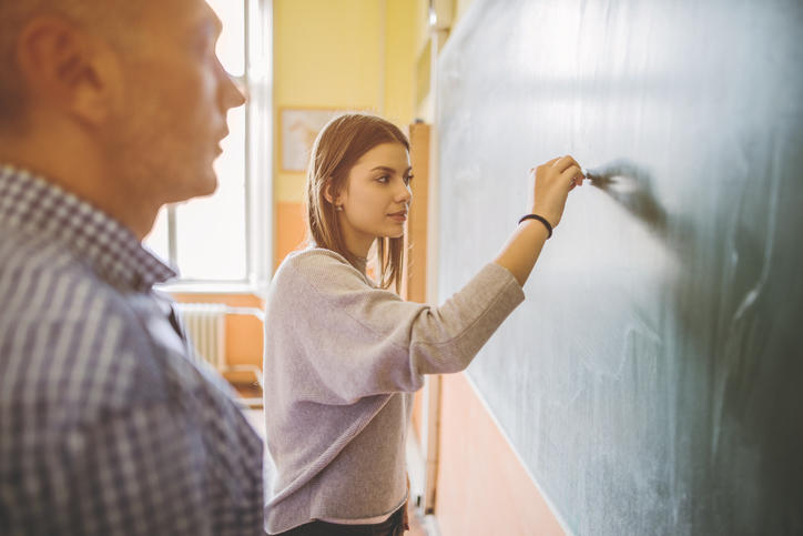Apprentissage : des aides exceptionnelles jusqu’à fin février 2021