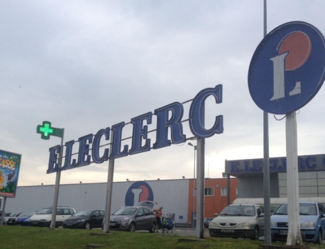 Masques à moins de 0,10 € chez Leclerc : les groupements vont réagir… ou pas