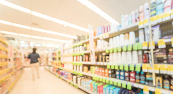 Produits non essentiels : les pharmaciens devront-ils fermer l’accès à certains rayons ?