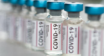 Covid-19 : «  moi, pharmacien titulaire, j&rsquo;ai réussi à me faire vacciner »
