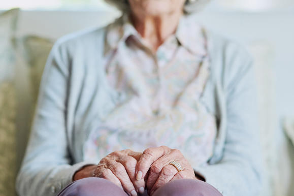 Confinement des personnes âgées : la fin d’un dogme