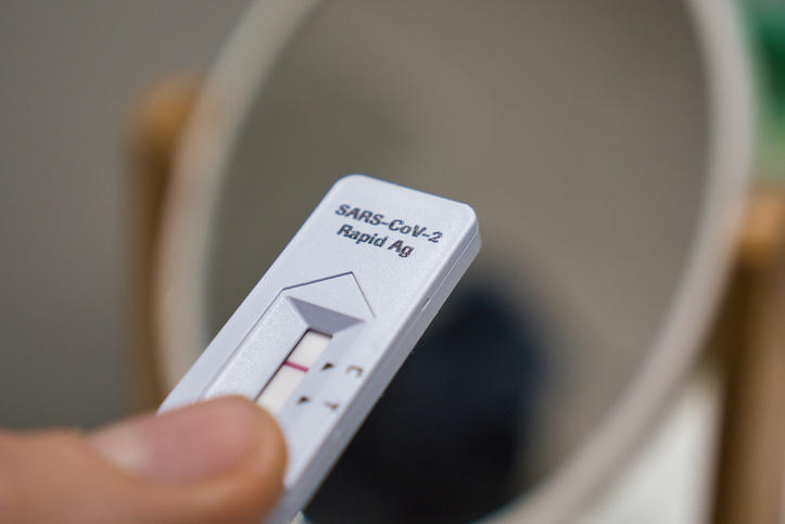 Autotests du Covid-19 le 12 avril à l&rsquo;officine : des références mais pas encore de marquage CE