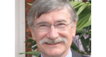 Efficacité, immunité, transmission : 3 questions à Yves Buisson sur le vaccin anti-Covid-19