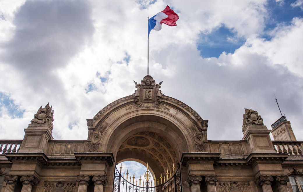 Fuite du pass sanitaire d’Emmanuel Macron : des suites disciplinaires pour les professionnels de santé 