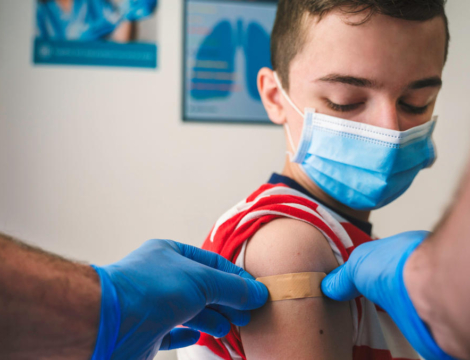 Vaccination anti-Covid-19 des 5-11 ans : quels enfants, quand et avec quels vaccins ?