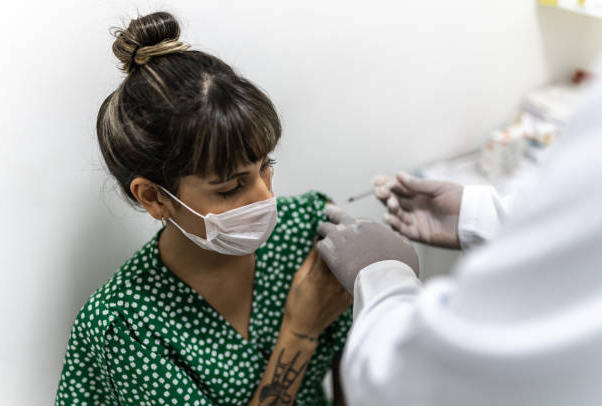 Cinquième vague de Covid-19 : les mesures pour soulager les pharmacies