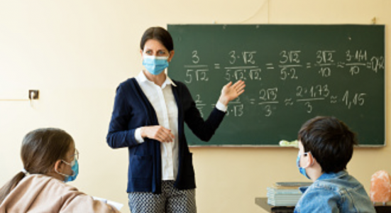 Protocole sanitaire à l&rsquo;école : pharmaciens et préparateurs concernés par l&rsquo;accueil prioritaire