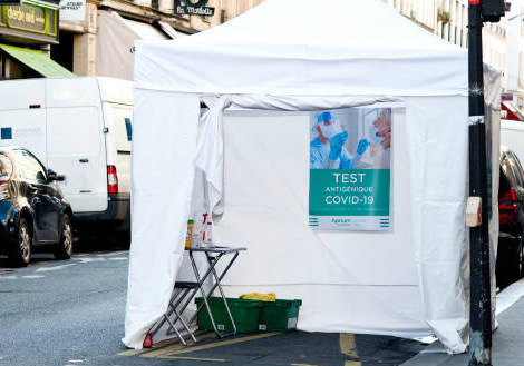 Tests antigéniques : des chiffres vertigineux dans les pharmacies