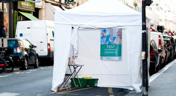 Tests antigéniques : des chiffres vertigineux dans les pharmacies