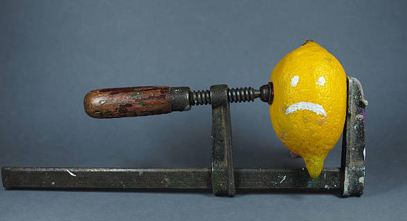 Marge sur les médicaments chers : l’Assurance maladie veut la baisser !