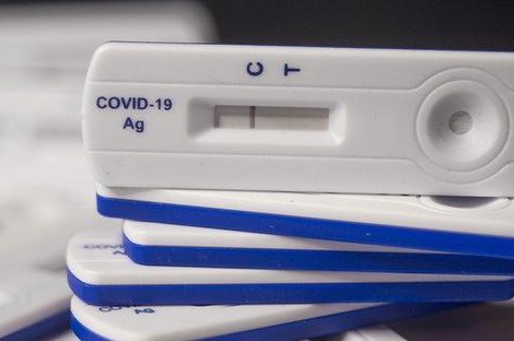 Approvisionnement en autotests Covid-19 : une situation sur le point de rentrer dans l’ordre 