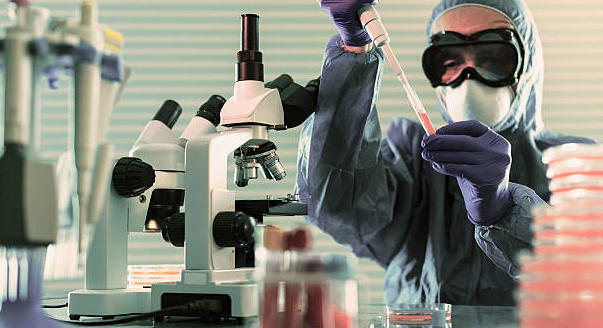 Pharmaciens d’officine : exercent-ils une biologie de seconde zone ?