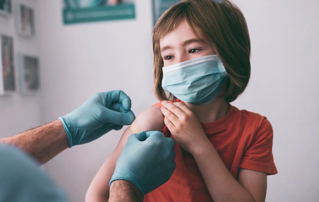 Vaccination anti-Covid-19 des 5-11 ans : 9 000 pharmacies s’apprêtent à vacciner