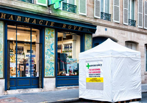 Barnums de tests : faut-il ou non payer l’emplacement ?