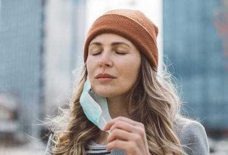Port du masque obligatoire en pharmacie : c’est le titulaire qui décide !
