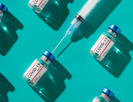 Vaccination anti-Covid-19 : une nouvelle stratégie est-elle possible ?