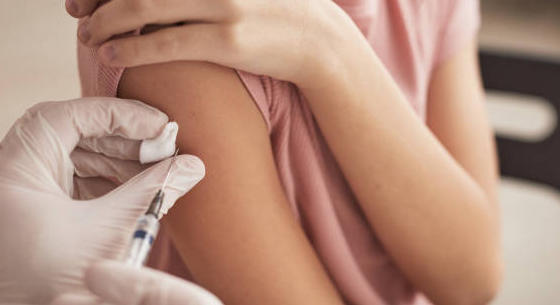 Comirnaty pour usage pédiatrique : comment préparer et délivrer les seringues préremplies ?