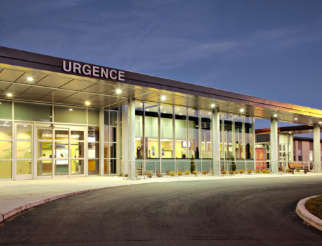 Tensions aux urgences : la ville à la rescousse