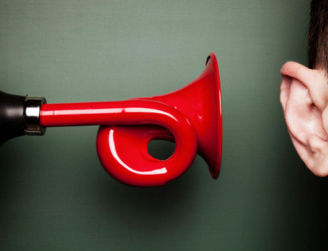 Défiance à l&rsquo;égard des médicaments : les médias et les réseaux sociaux dans le viseur