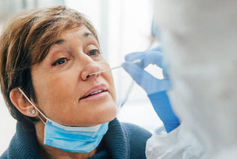 Covid-19 : l’épidémie et les tests repartent à la hausse