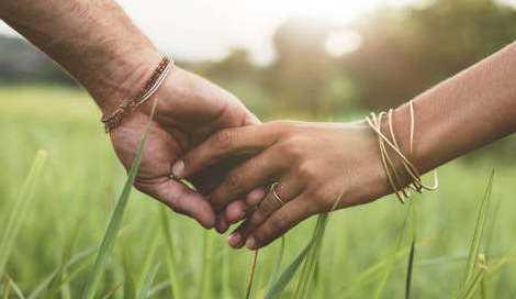 Bon usage des produits de santé : les médecins et les pharmaciens vont travailler en binôme