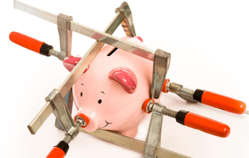 Baisses de prix : le CEPS a la main lourde sur les génériques et les pansements