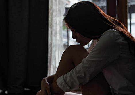 Idées suicidaires : des solutions en aide aux professionnels de santé