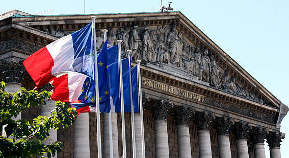 Article 49.3 sur le PLFSS : le retour des appels d&rsquo;offres sur le médicament ?