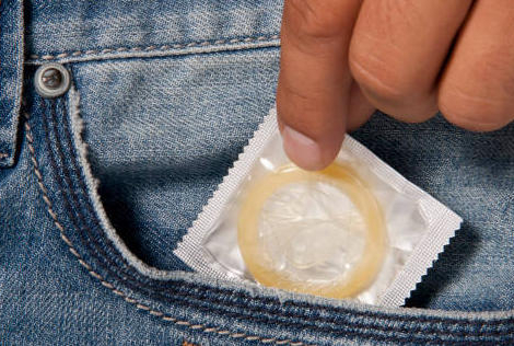 Prévention : gratuité des préservatifs pour les 18-25 ans