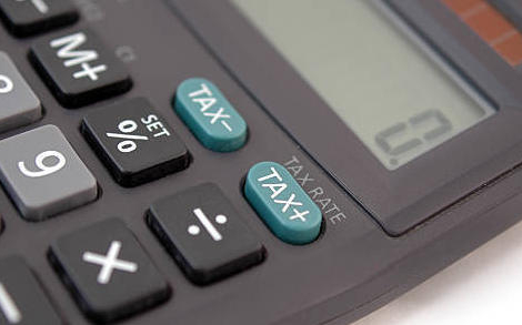 Tests antigéniques et autotests : fin du taux de TVA à 0 % ou pas ?