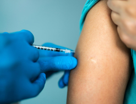 Obligations vaccinales des soignants : votre avis intéresse