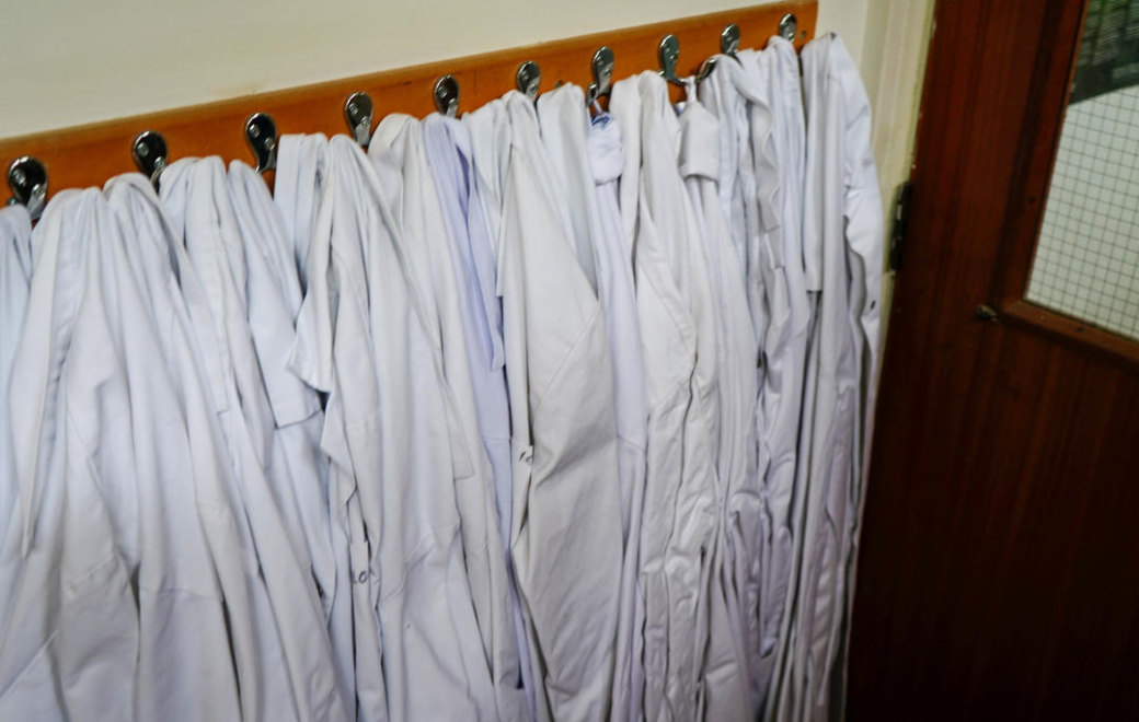 Soignants non vaccinés : retour mi-mai, mais comment ?