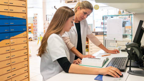 Administration des vaccins en pharmacie : quid des étudiants ? 